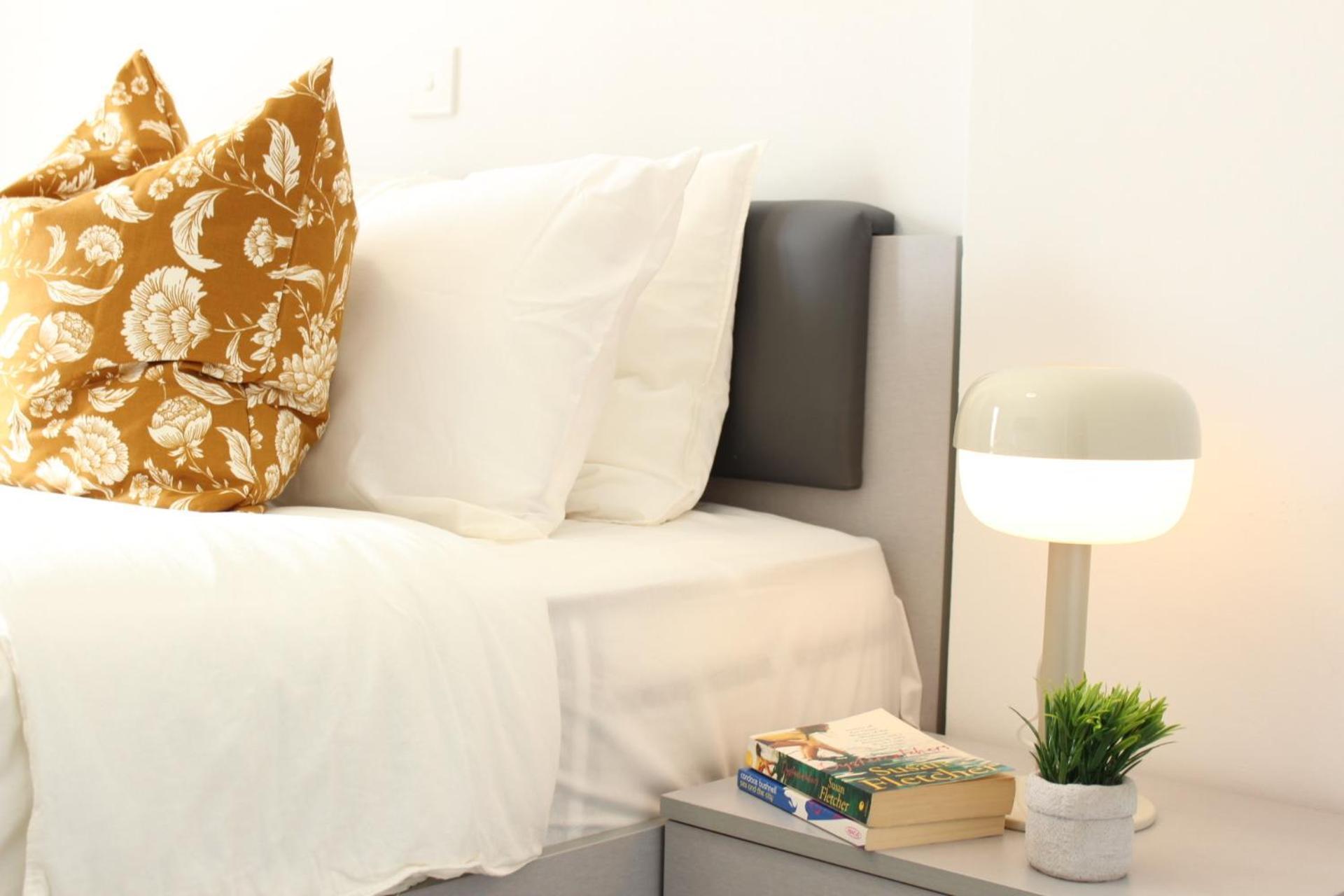 Luxury At Mackenzie With Private Parking And Balcony Apartment