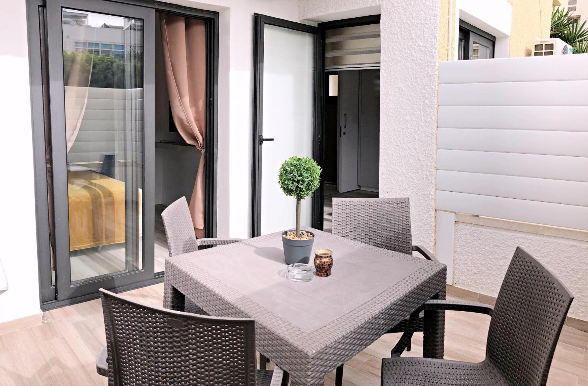 Luxury At Mackenzie With Private Parking And Balcony *