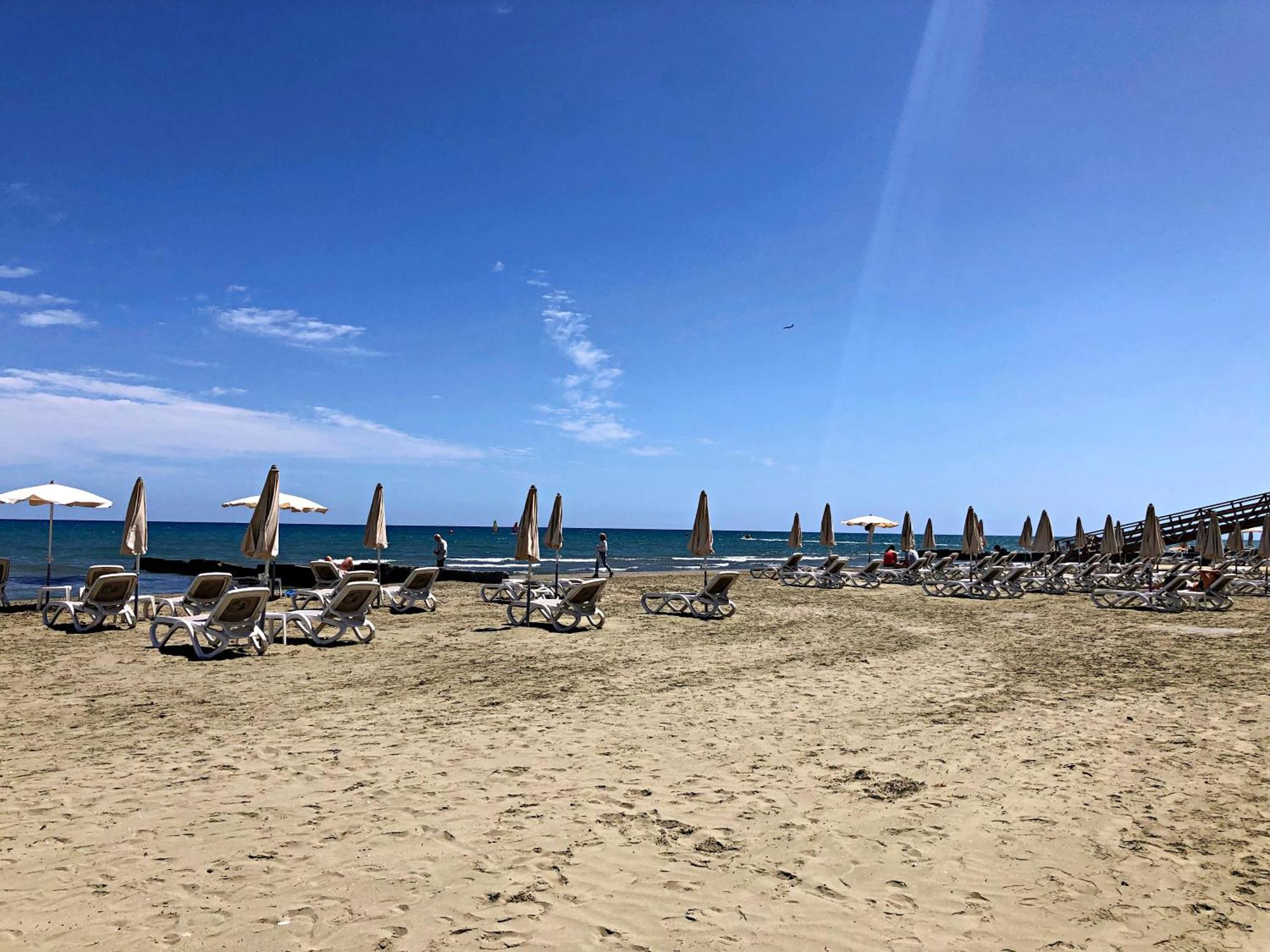 Apartment Luxury At Mackenzie With Private Parking And Balcony Larnaca