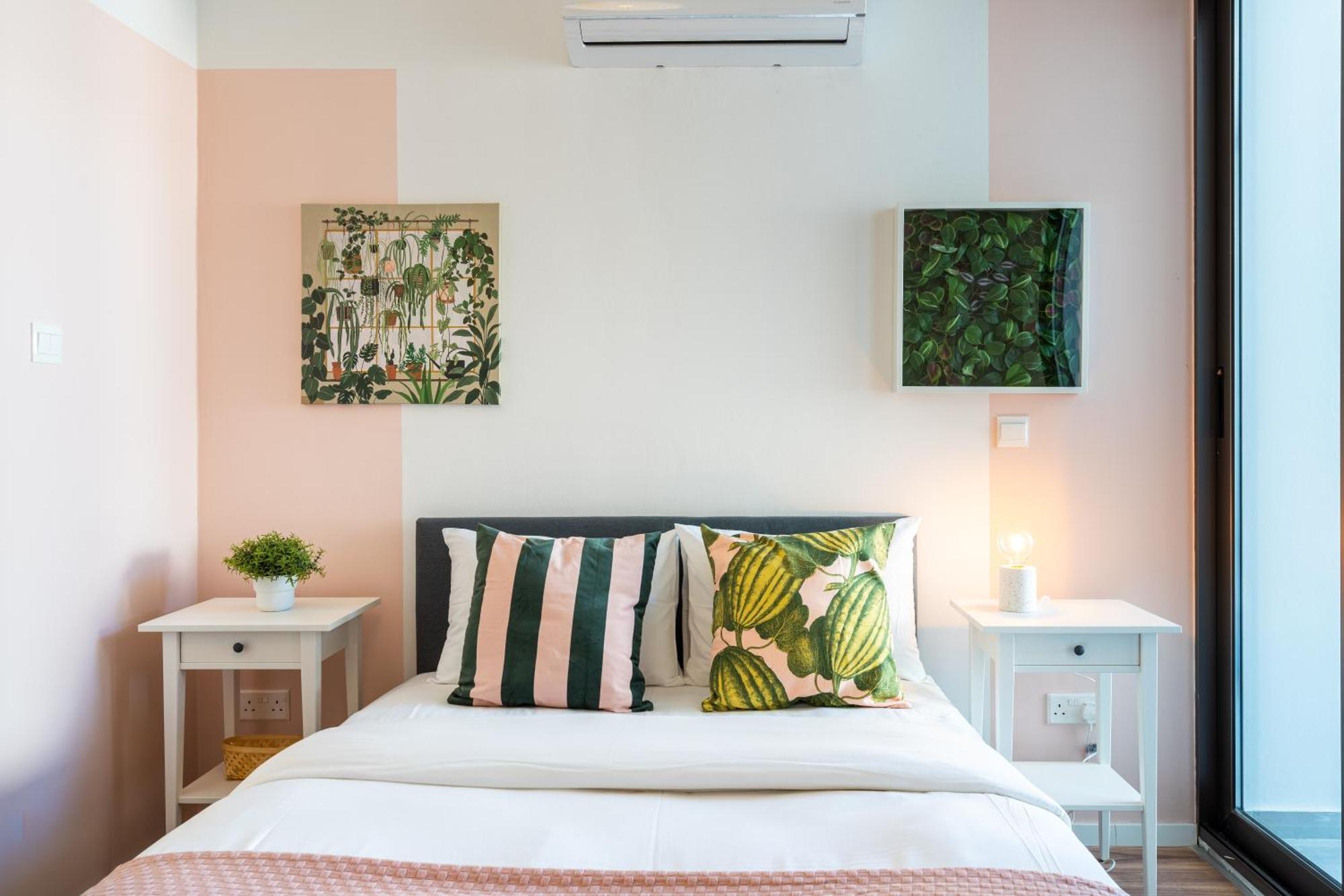 Hue 1-bedroom In Apartment *