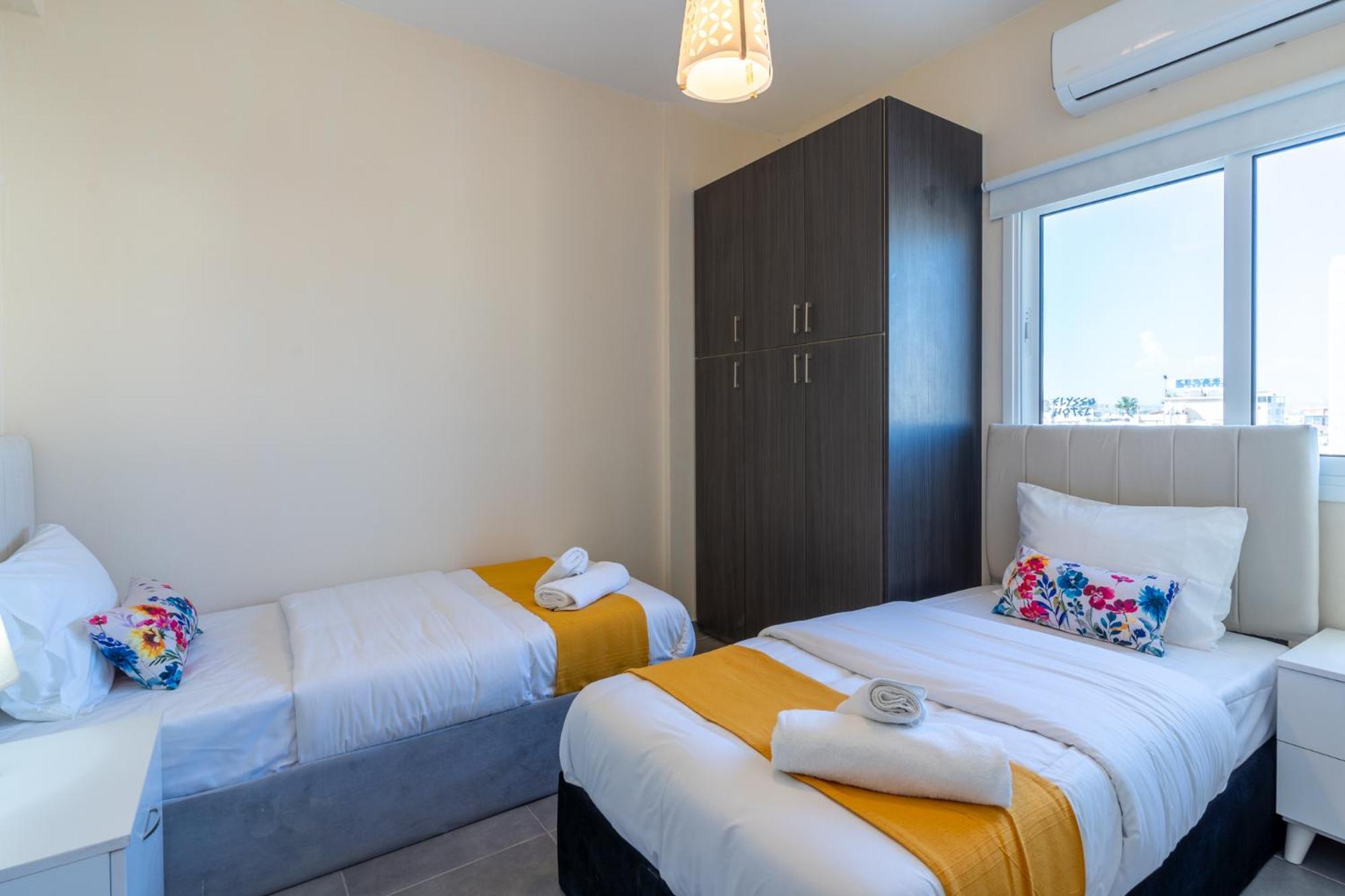 Sapphire's 2-bedroom In Apartment *
