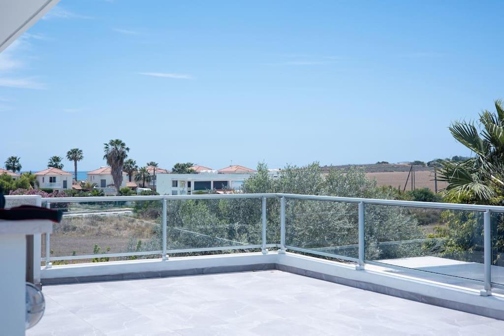 Maestro - Pervolia * Larnaca