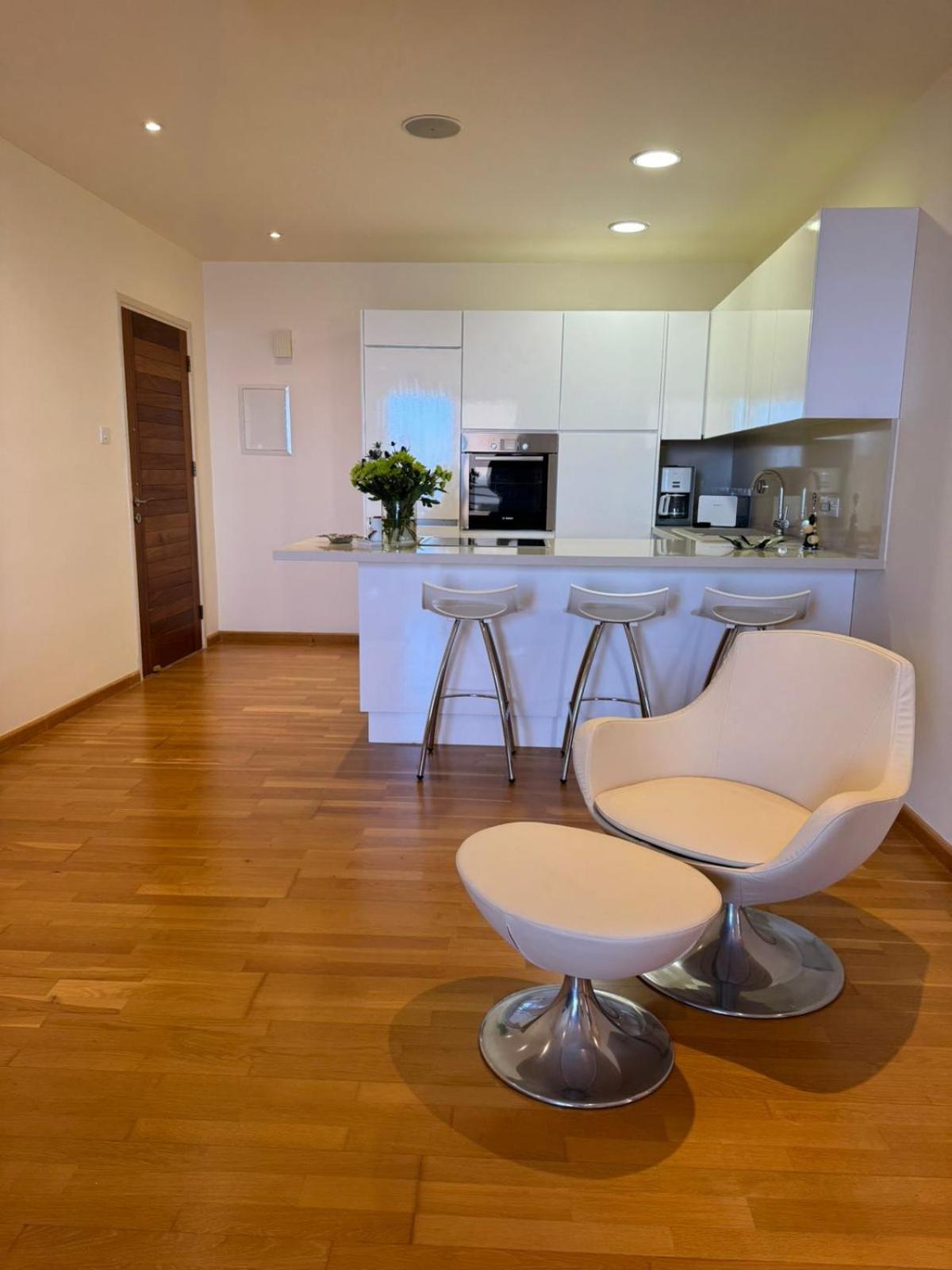 11 - Golden Sunrise Apartment Larnaka