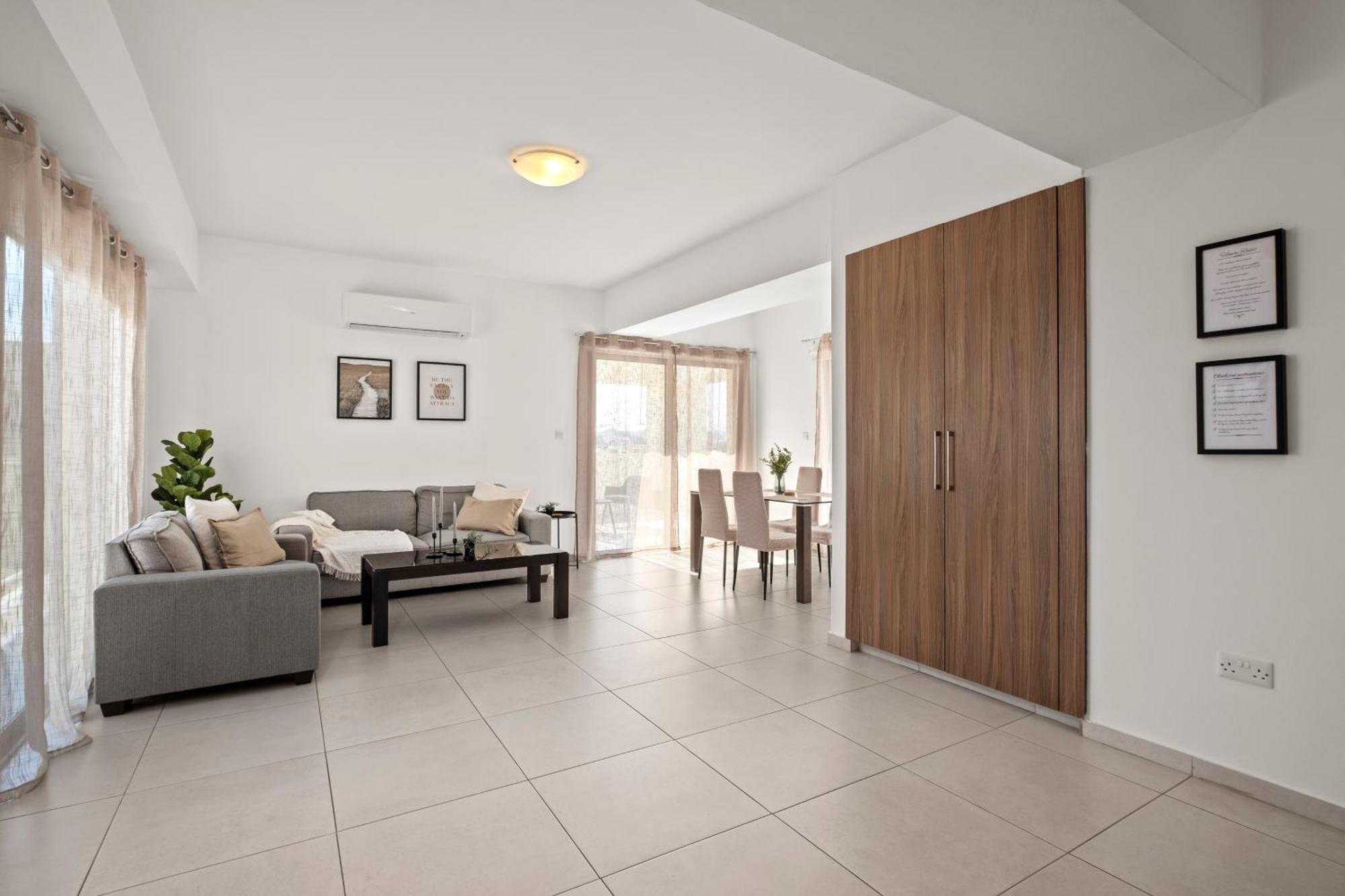 Downtown 2 Bedroom Penthouse Larnaca