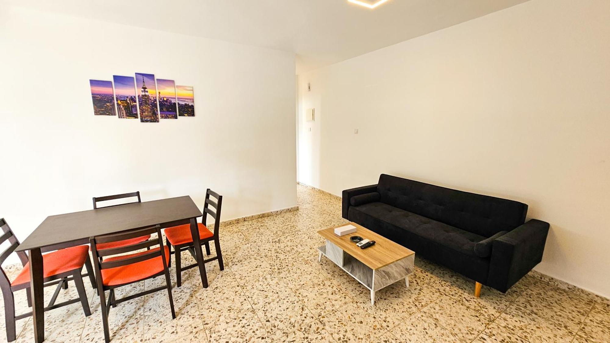 Unique City Center Rooms, 150m From Chabad Lubavitch Apartment *