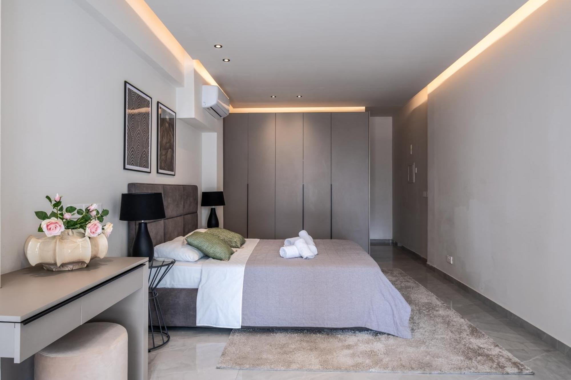 Georgiana * Larnaca