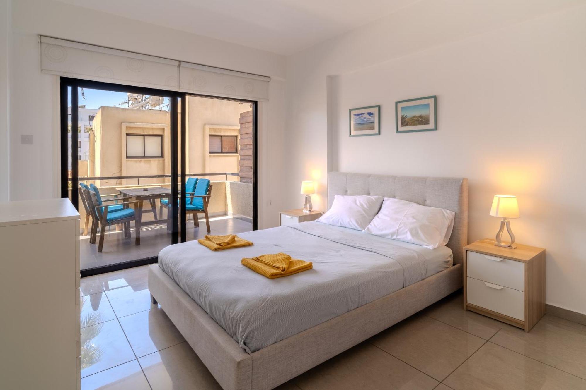 Lazaros Downtown Apartment