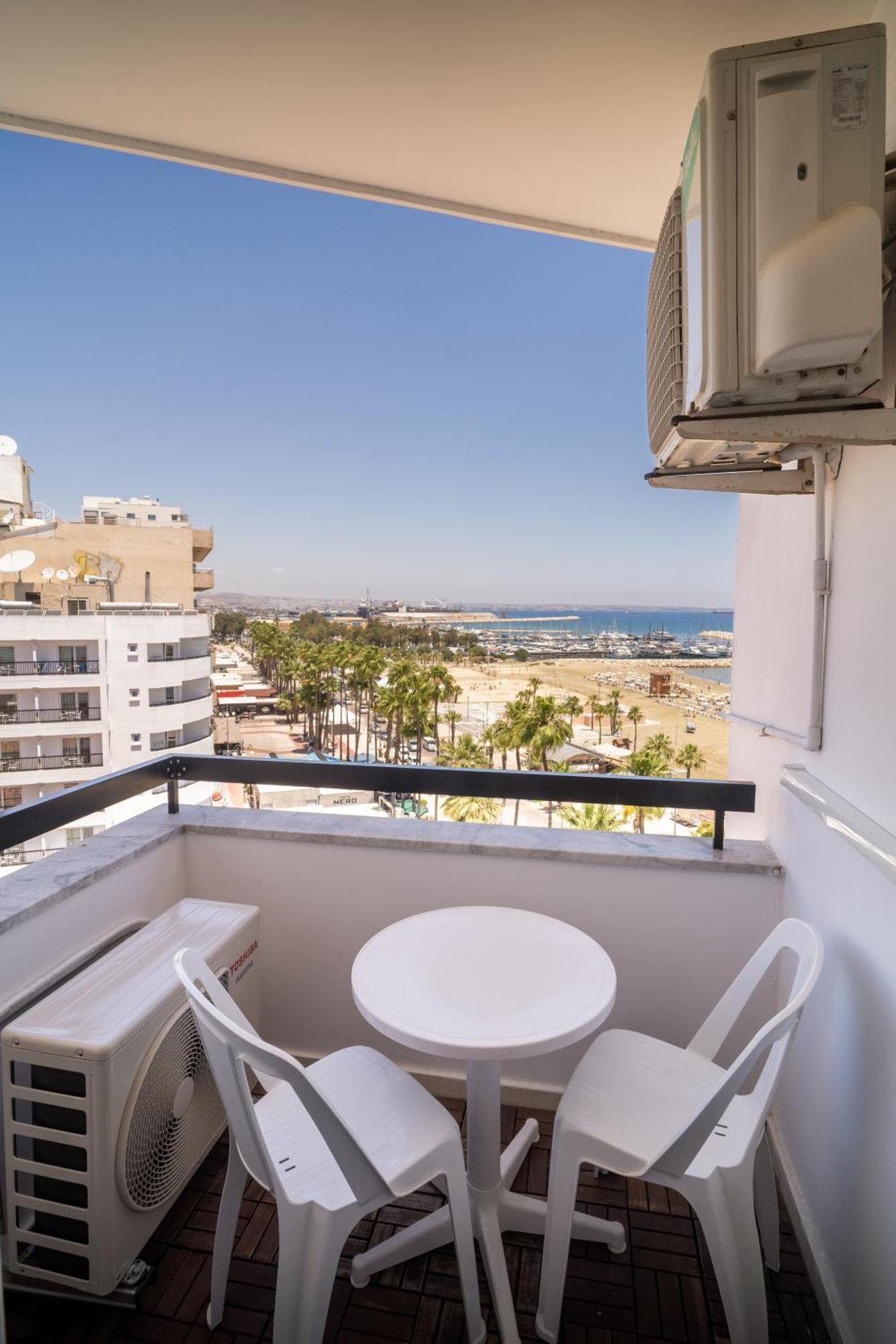 Finikoudes Seaview Vibe 1 Bdr Flat