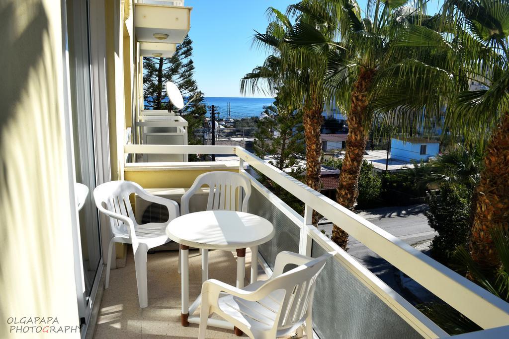 Pelides Apartment *