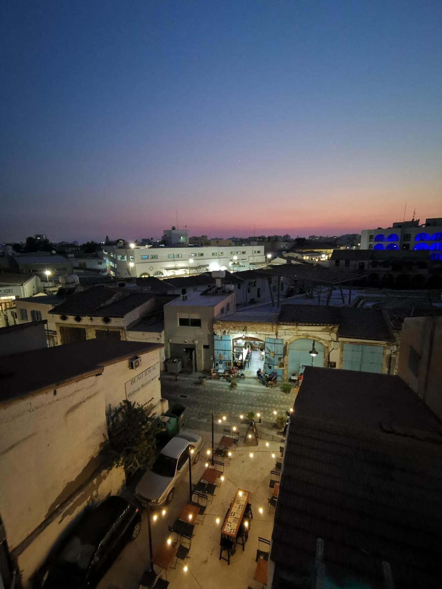 Apartment Must - Finikoudes Larnaca