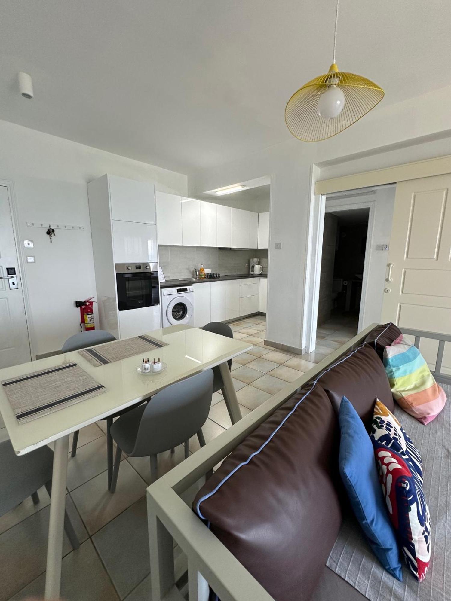 Apartment Krasas Larnaca