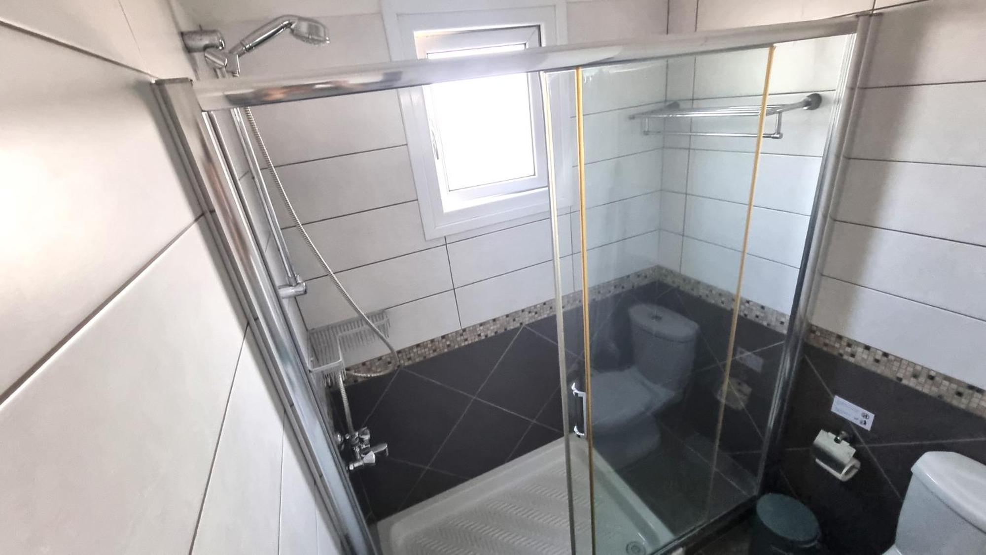 Apartment Beachside Comfort - 2br Apt,5 Min To The *