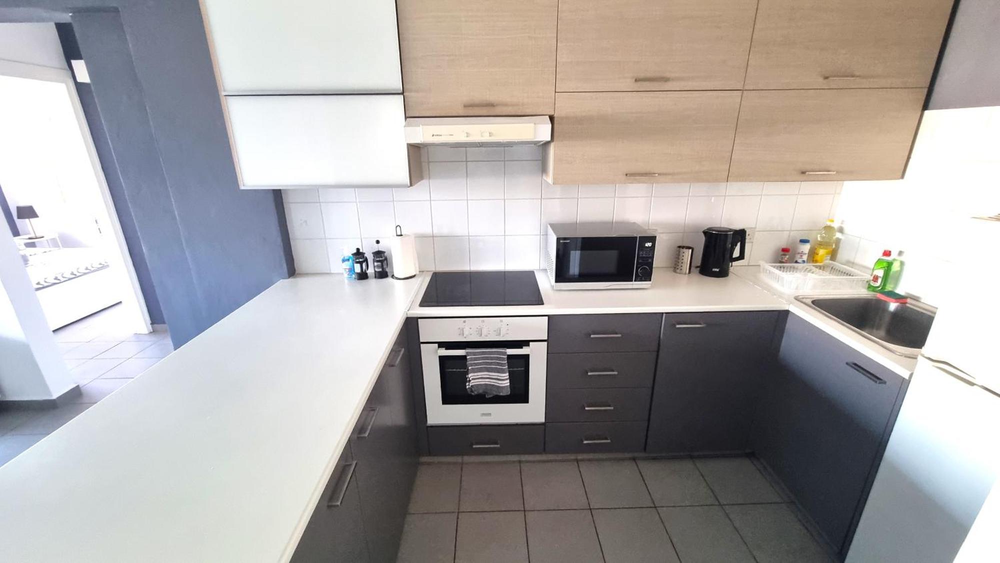 Beachside Comfort - 2br Apt,5 Min To The Apartment