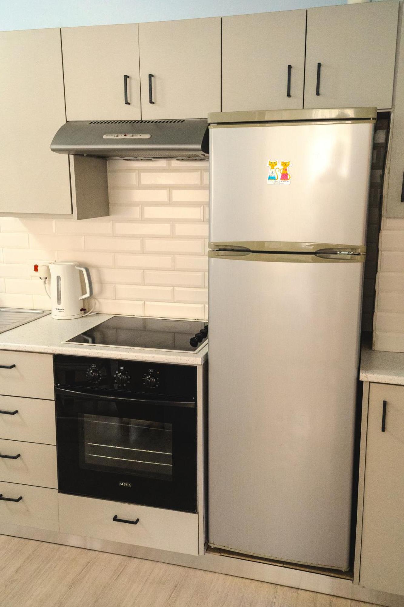 Helios Mackenzie One Bedroom Flat *