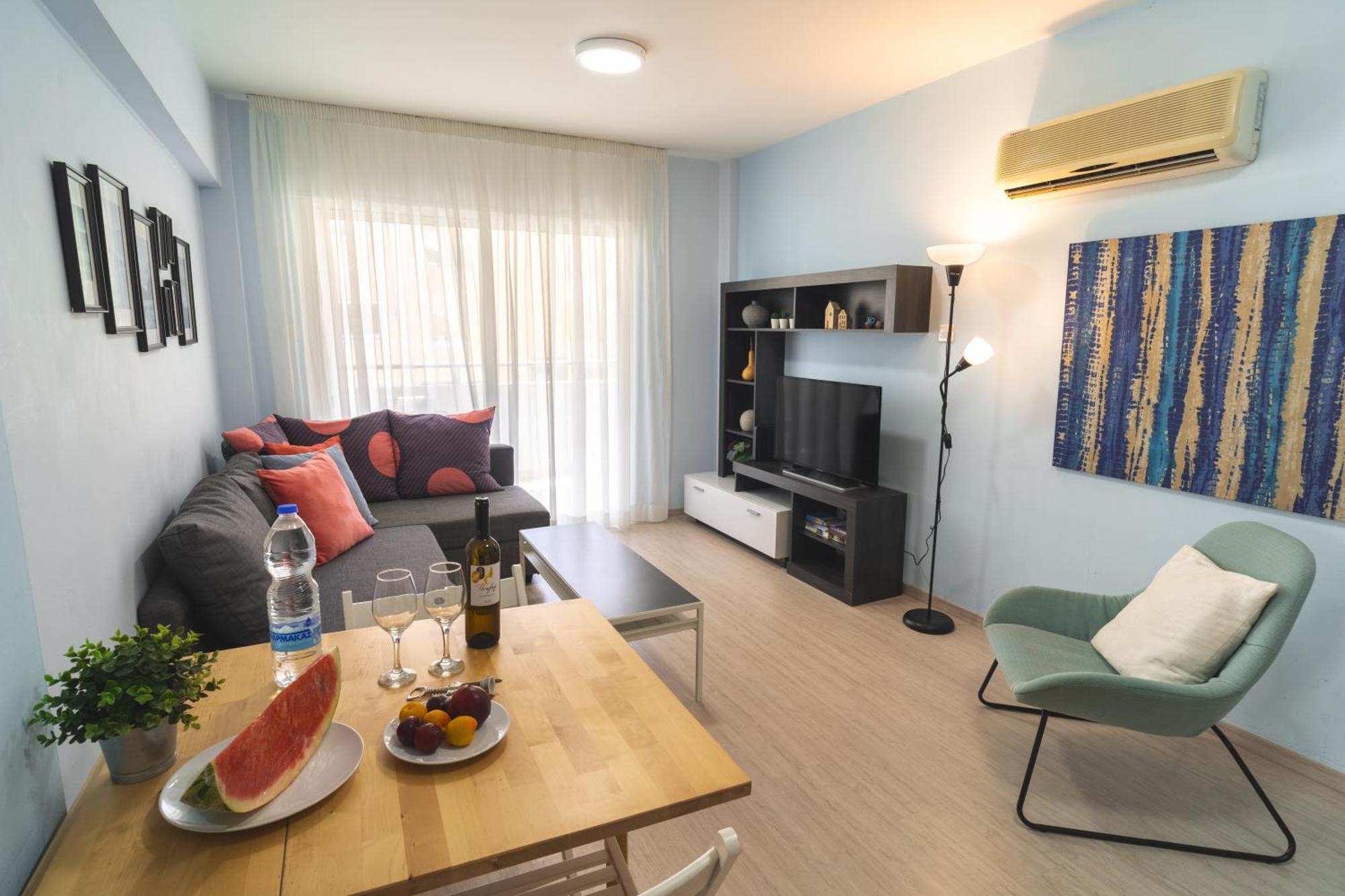 Căn hộ Helios Mackenzie One Bedroom Flat Larnaca