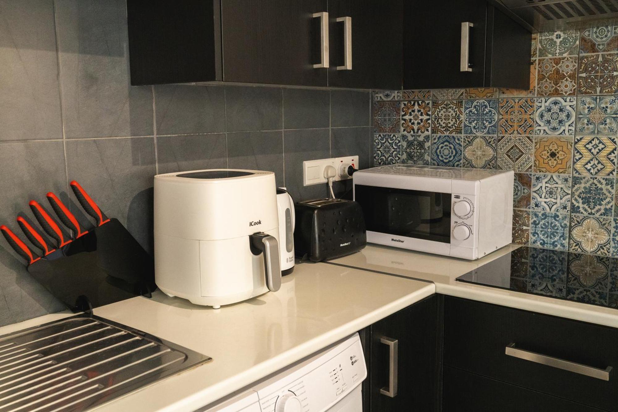 Kave Blue Mackenzie 1 Bdr Flat With Pool * Larnaca