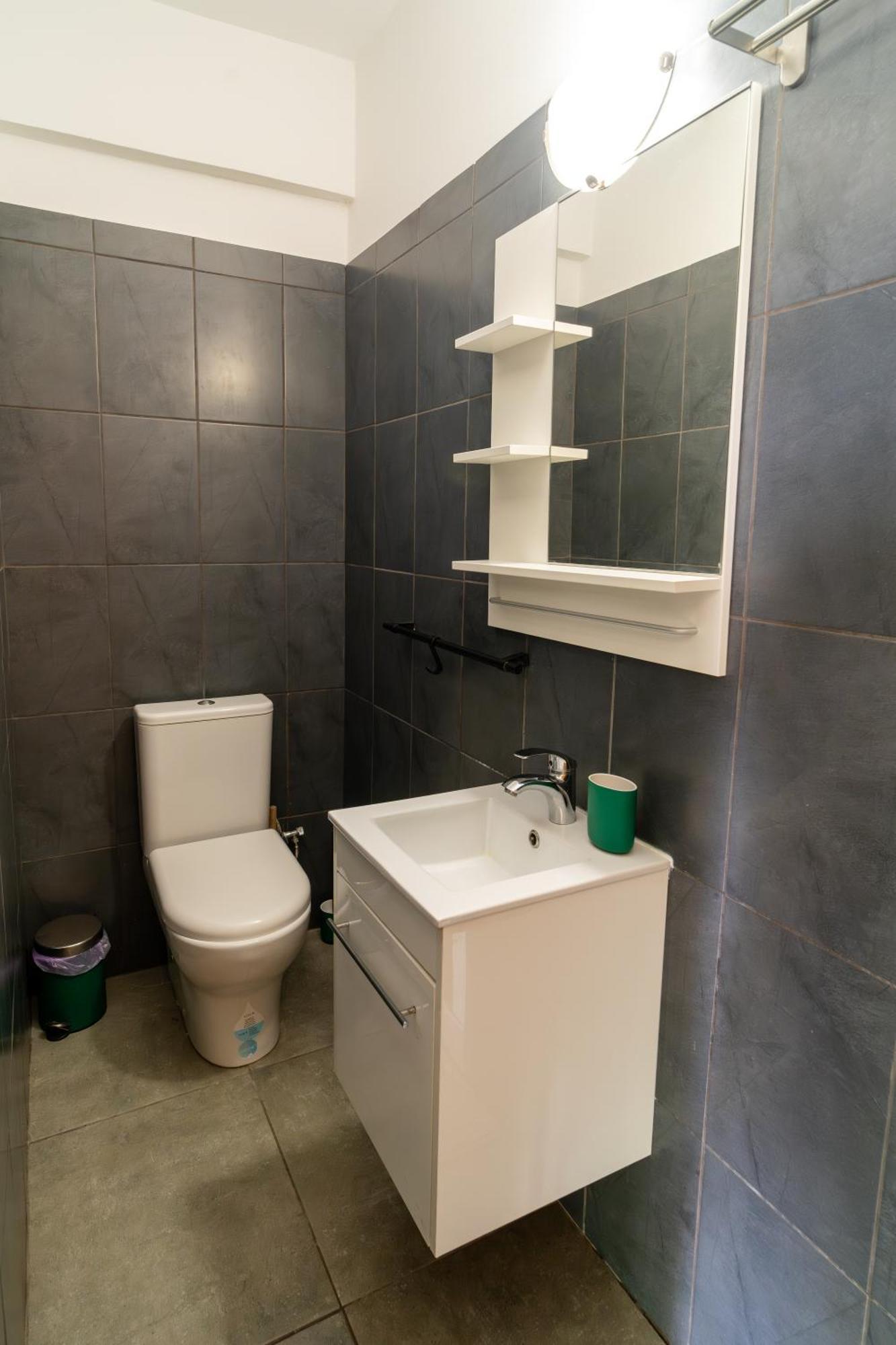 Kave Blue Mackenzie 1 Bdr Flat With Pool Apartment