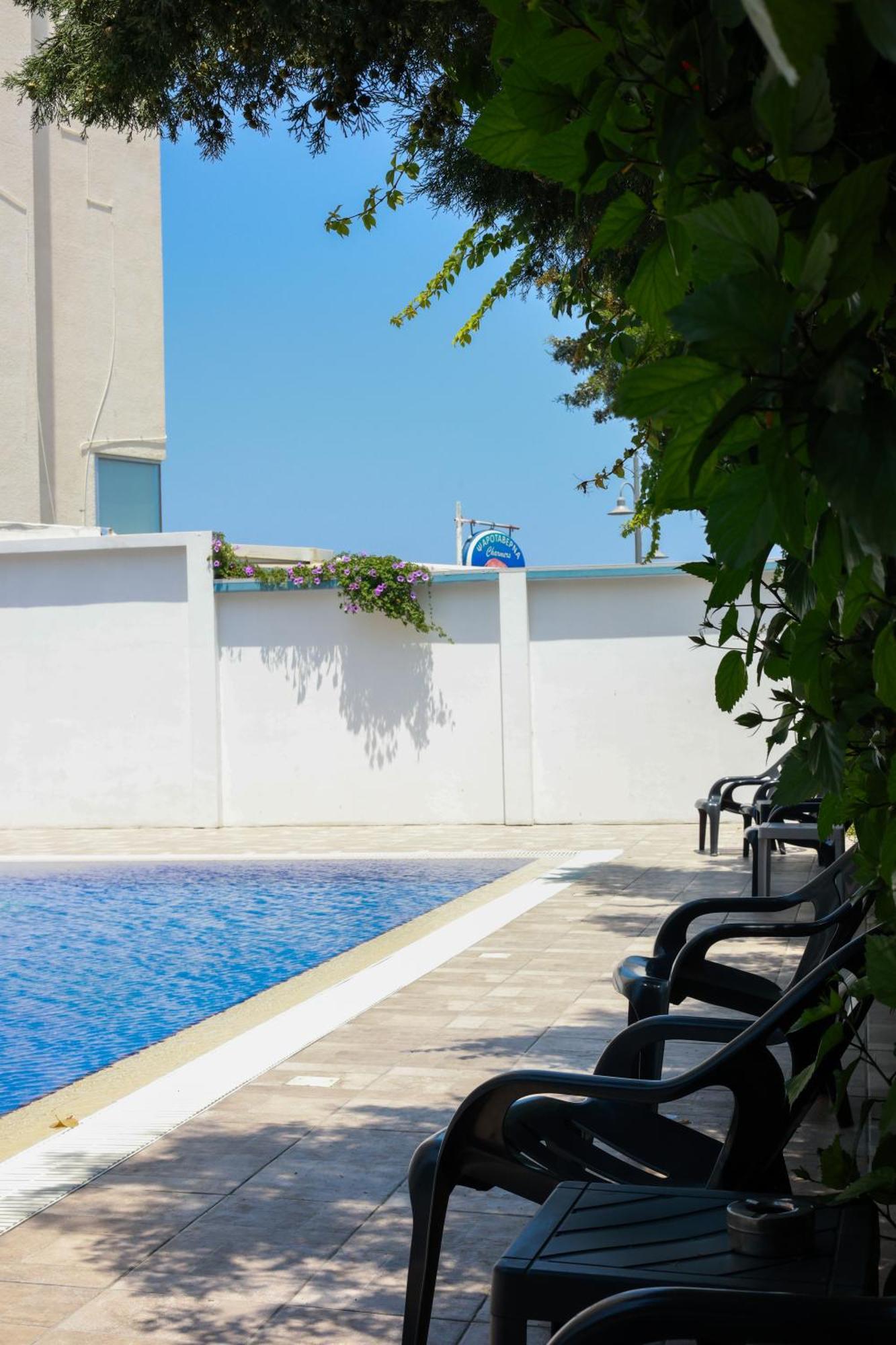 Apartment Piale Palms Makenzie Front Apartment,