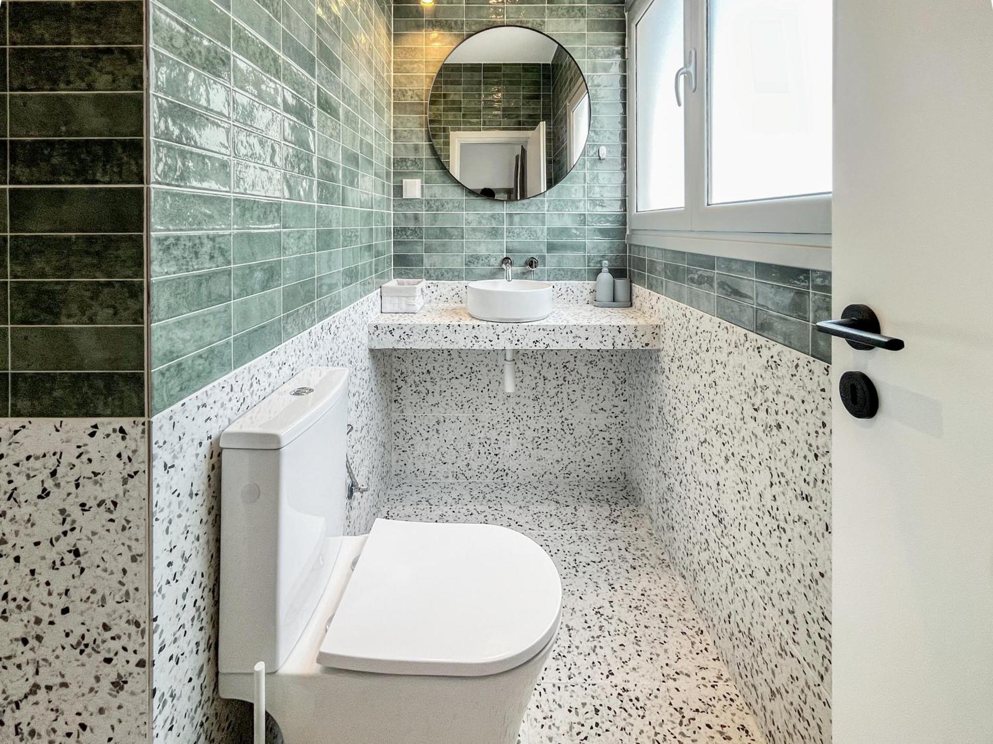 Terrazzo Style 2 Bedroom 2bathroom Apartment *