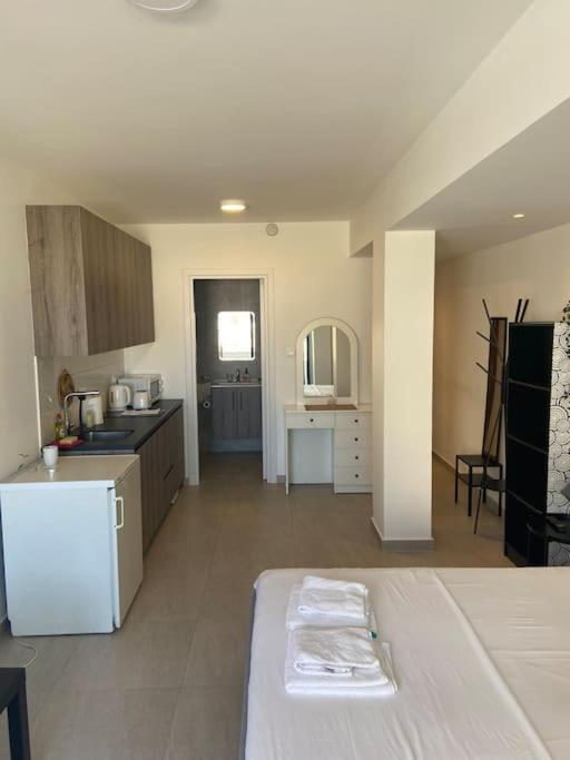 Paradise Homes 8 *
