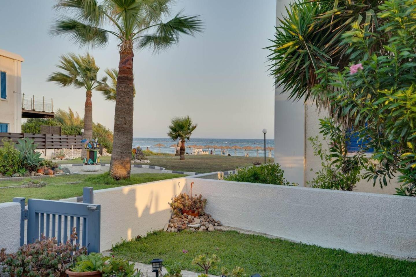 Ammos 20 Side Seaview Holiday home Larnaca