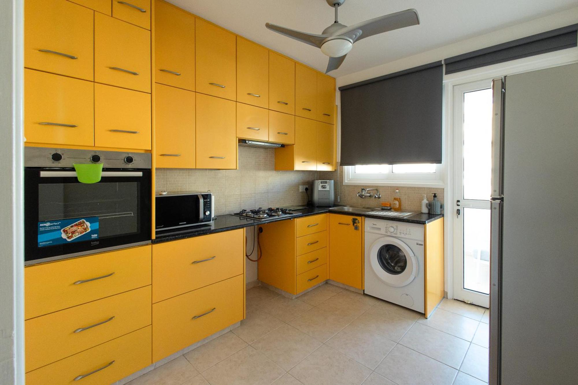 Maestro Sunrise View Apartment *