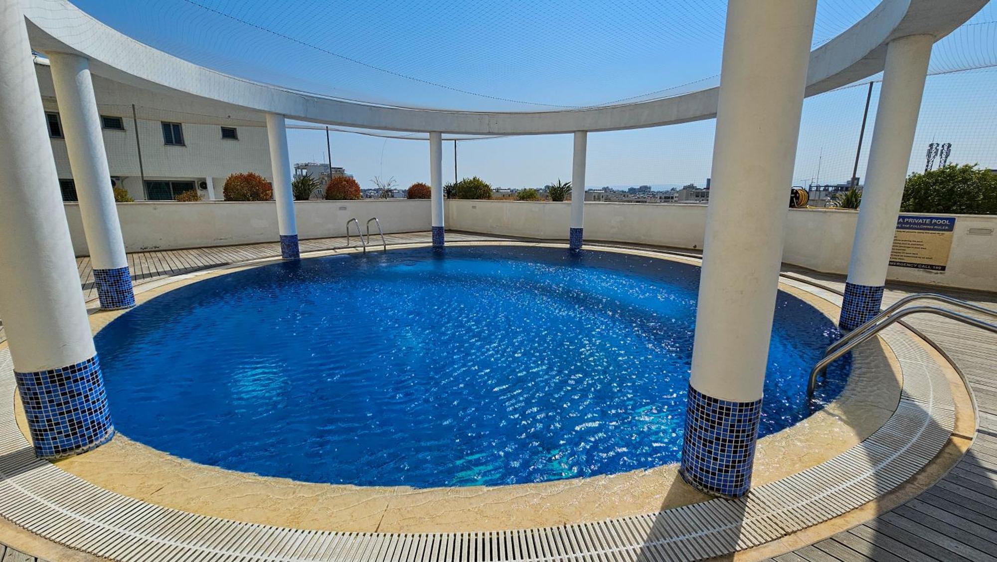 Beachfront Seaview Lux Penthouse Lárnaca