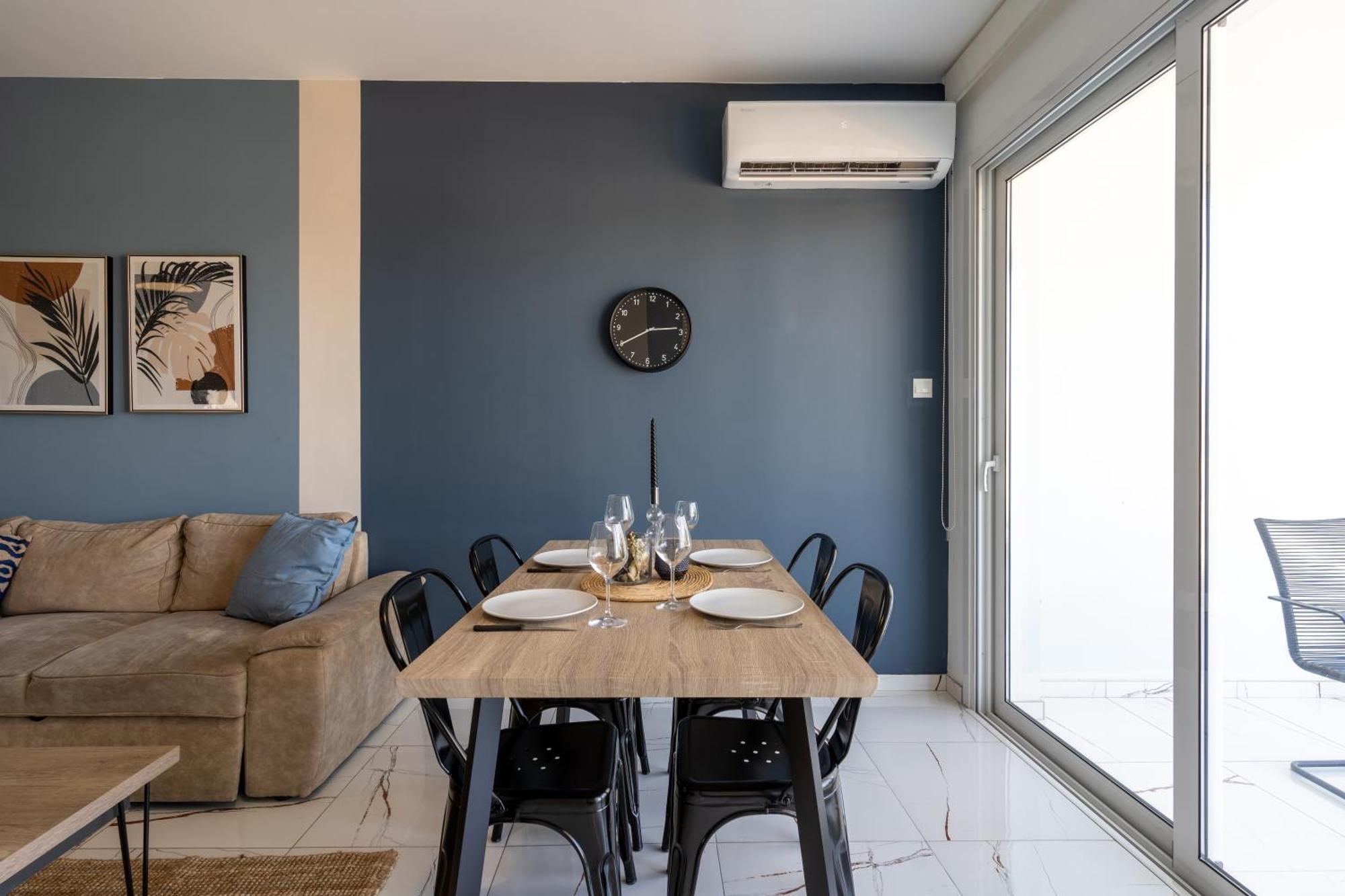 Aneto Spiti 2-br In Larnaca. *
