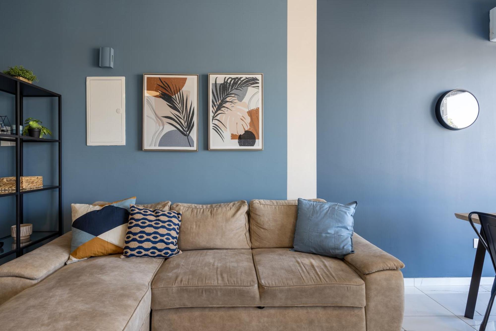 Aneto Spiti 2-br In Larnaca.