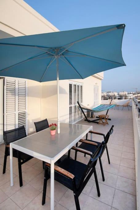 Center Floor Big Balcony 2br Close To The Apartment Larnaca