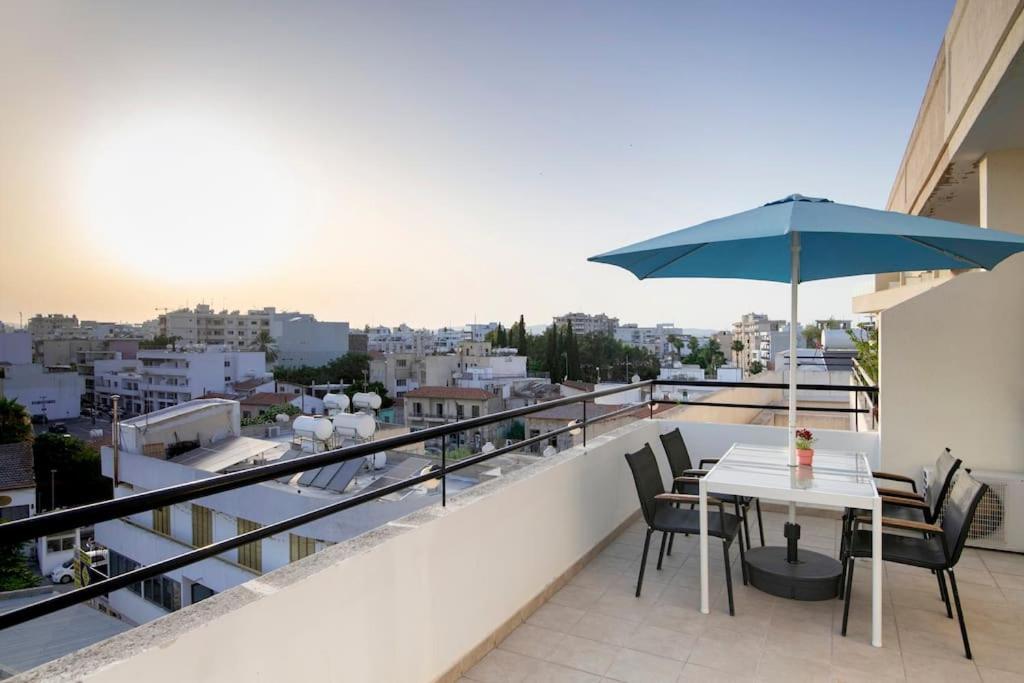 Center Floor Big Balcony 2br Close To The Apartment *