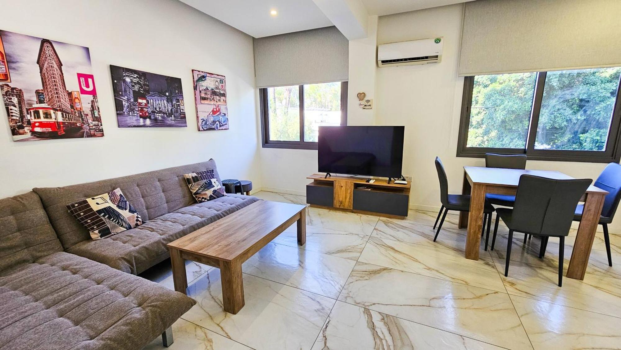 Mimi's Sunny Apartment *