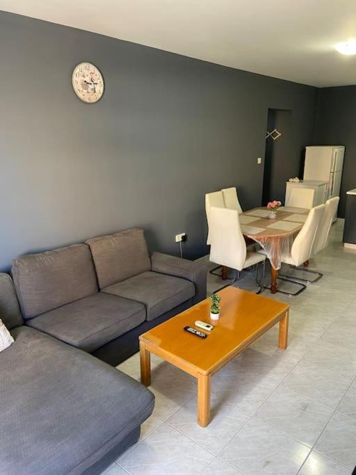 Apartment Paradise Homes 17