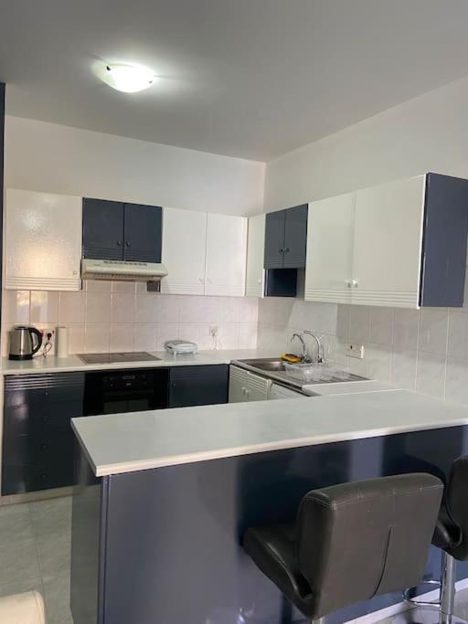 Paradise Homes 17 Apartment
