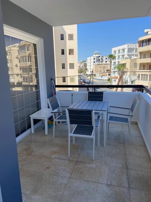 Paradise Homes 17 Apartment