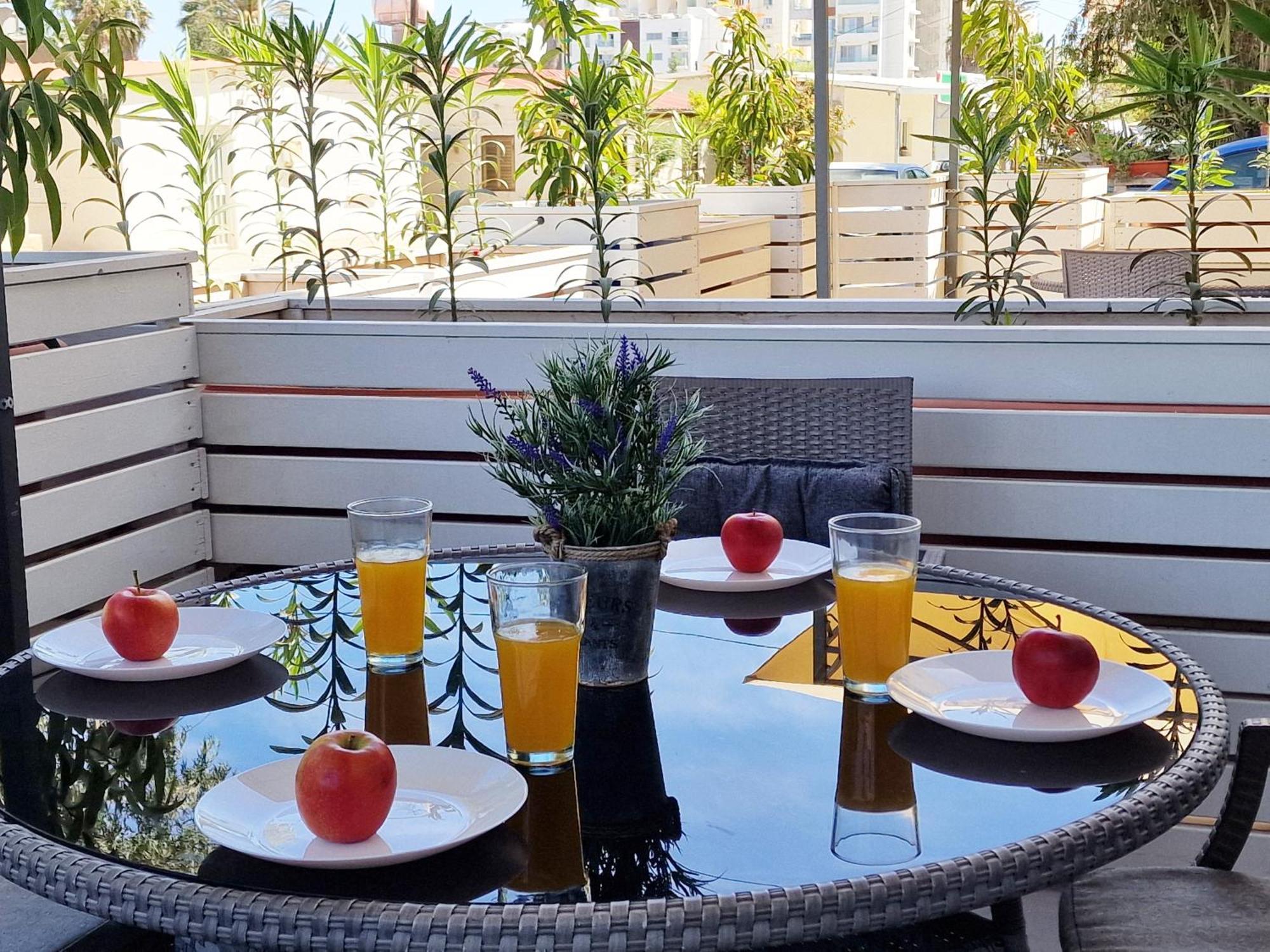 Apartment Atlantis 50m From Makenzy Seafront Larnaka