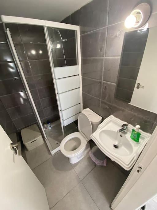 Paradise Homes 11 Apartment *