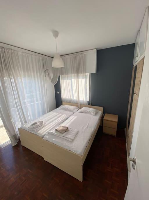 Apartment Paradise Homes 11 *