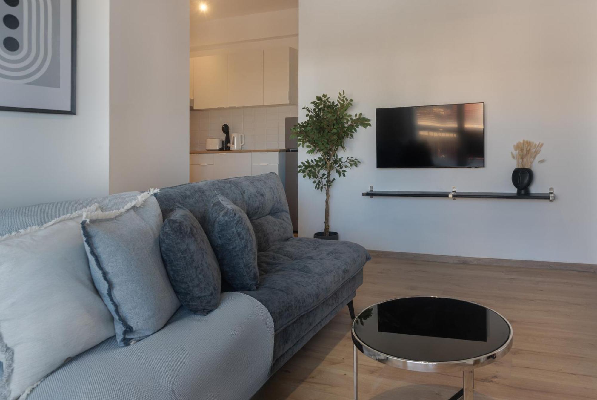 Phaedrus Living Breeze Residences Finesse Apartamento
