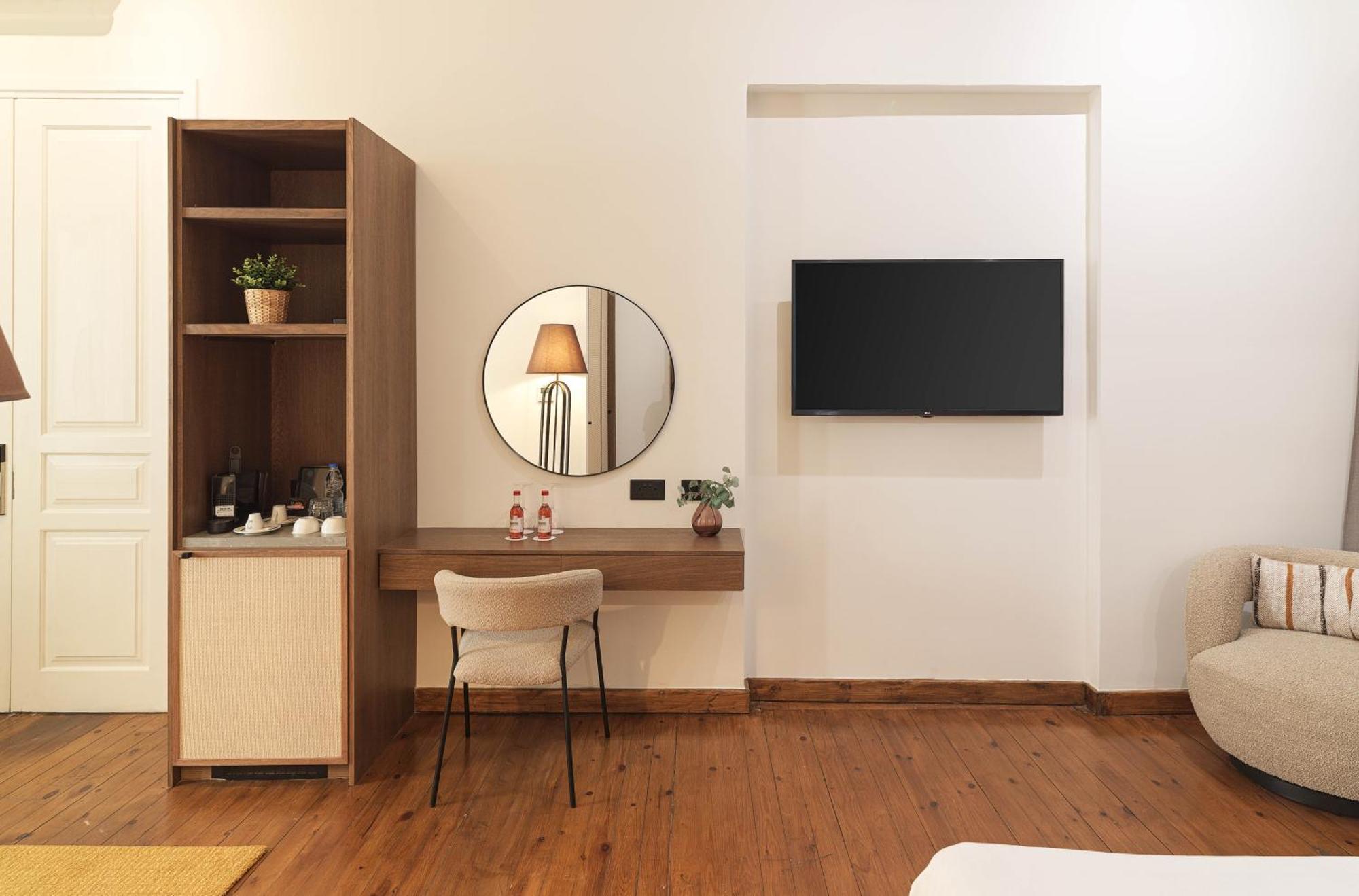 Leonardo Boutique 4*