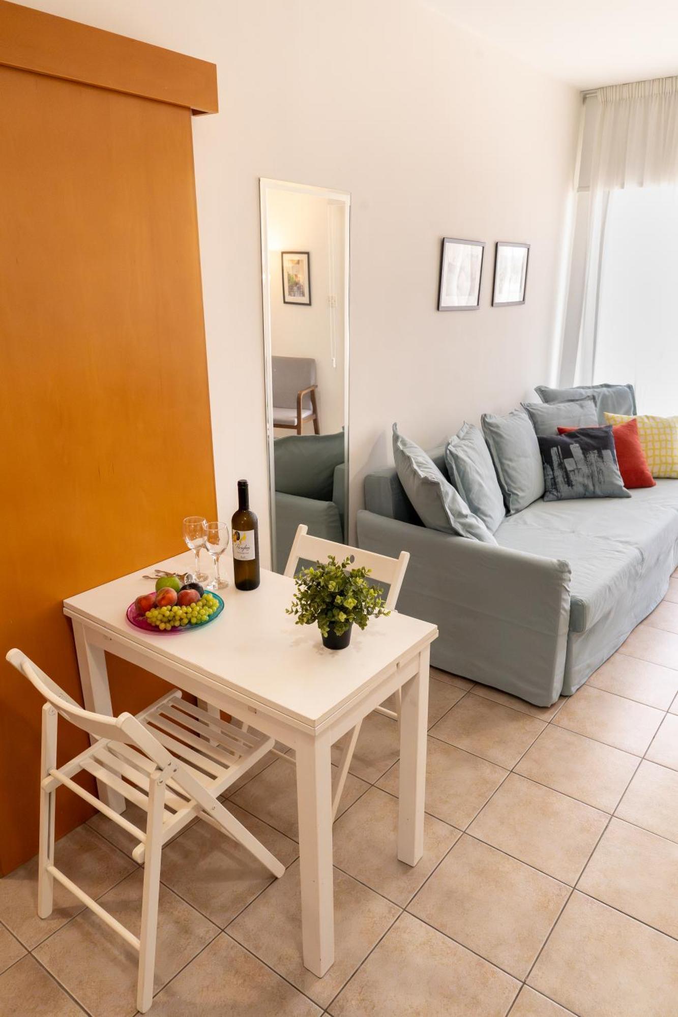 Captain's Flat Lárnaca