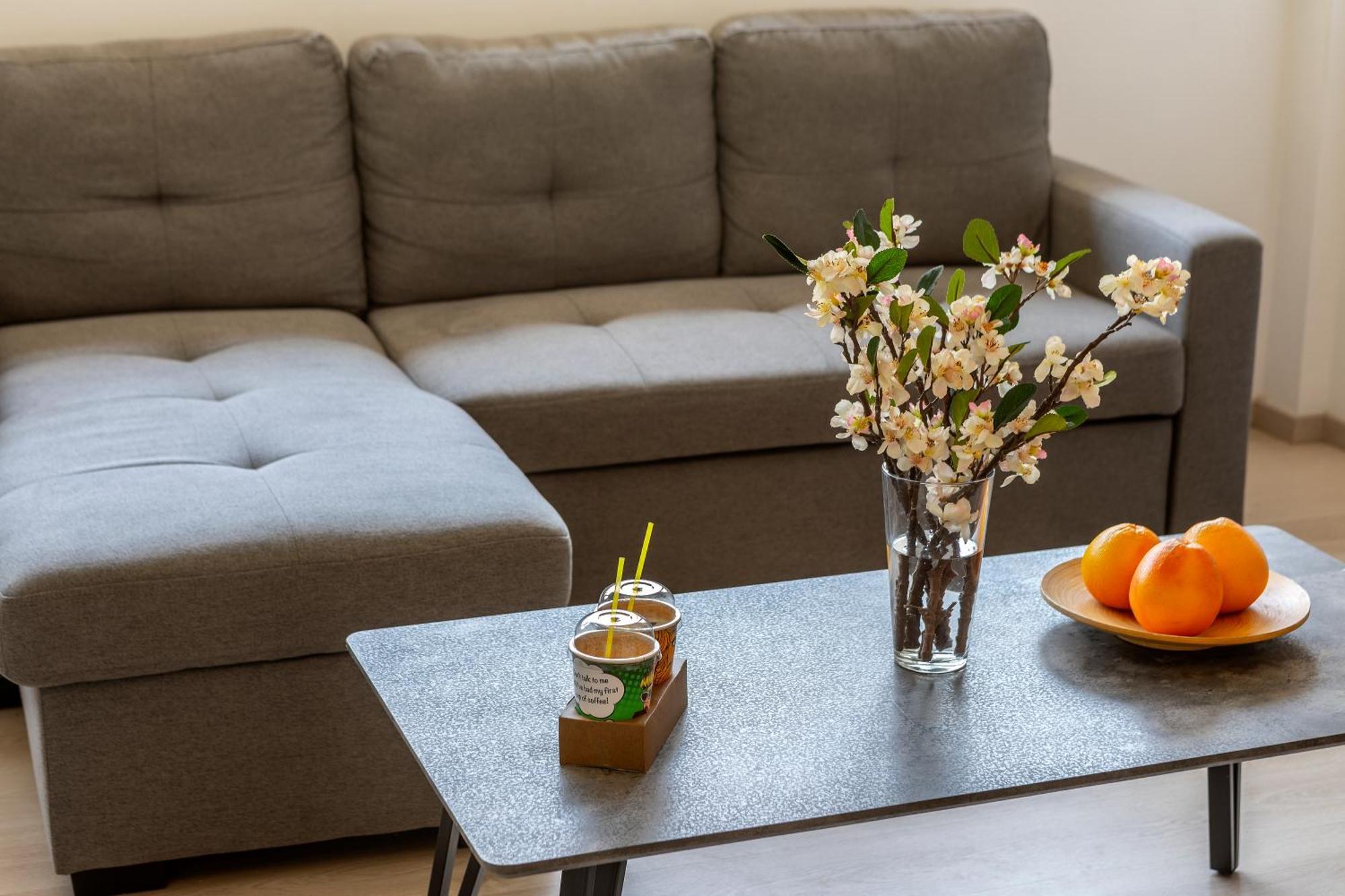 Căn hộ C-premium Apts 100m From And Centre