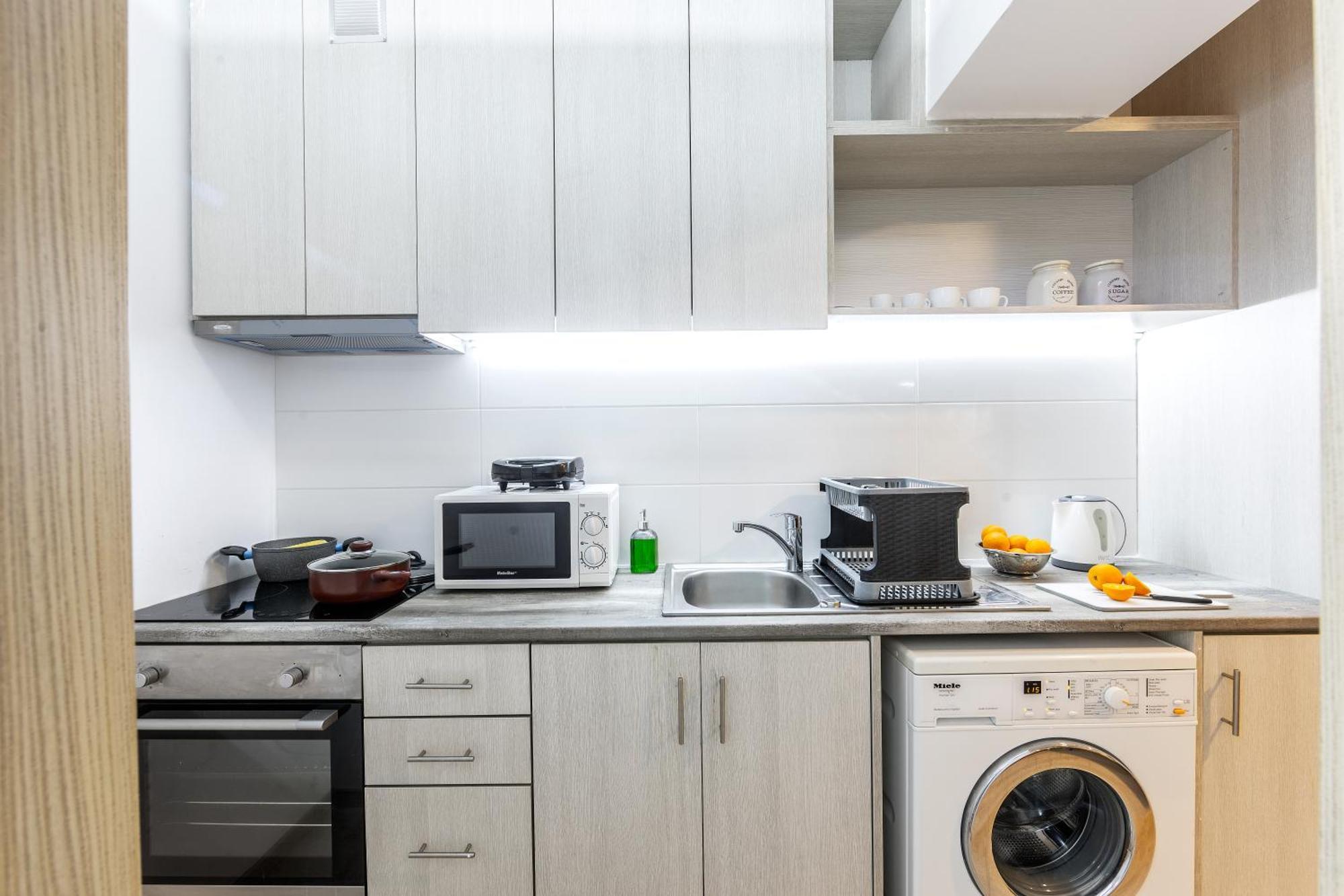 Căn hộ C-premium Apts 100m From And Centre Larnaca