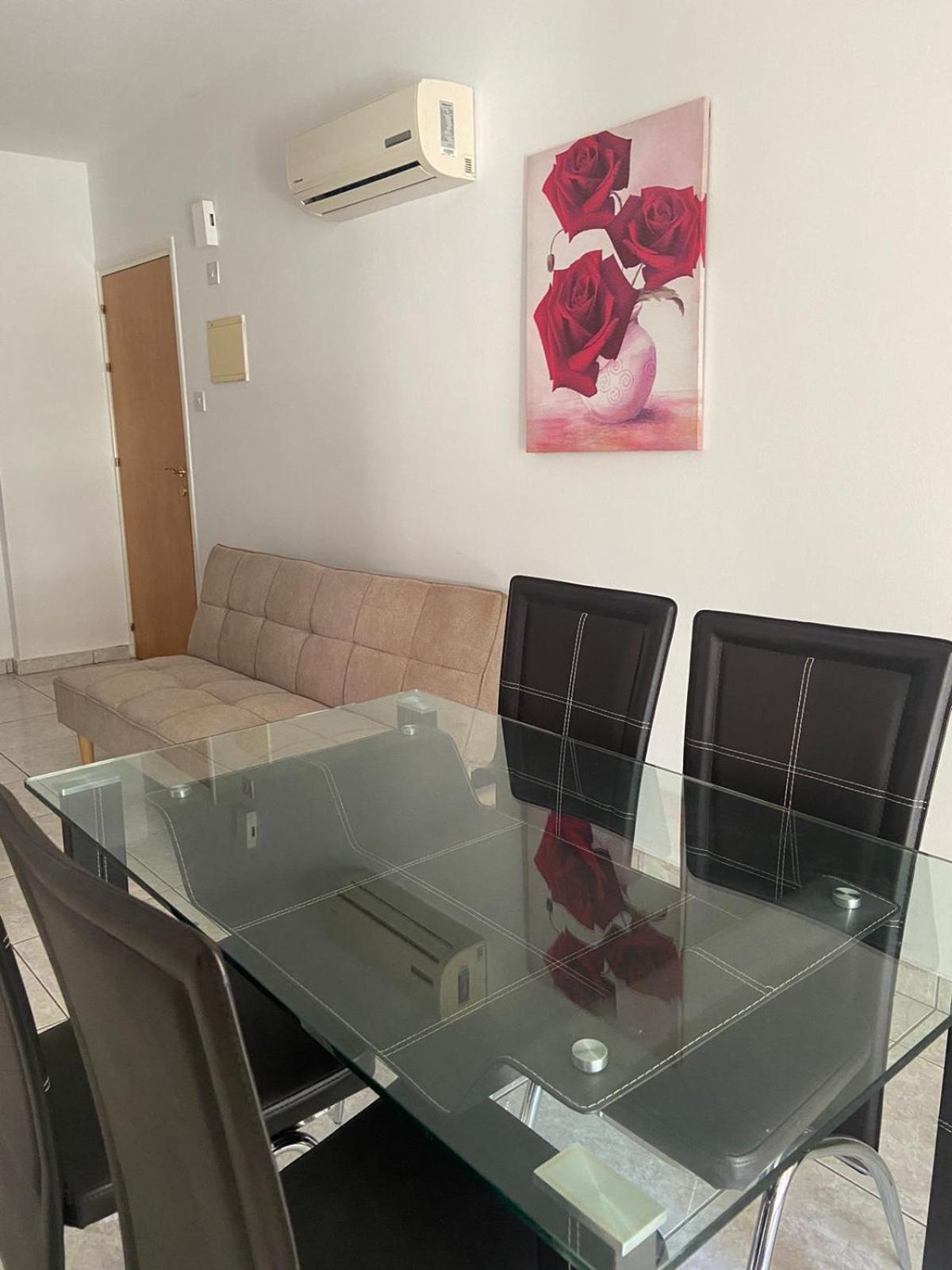 Carisa Holidays Apartment *