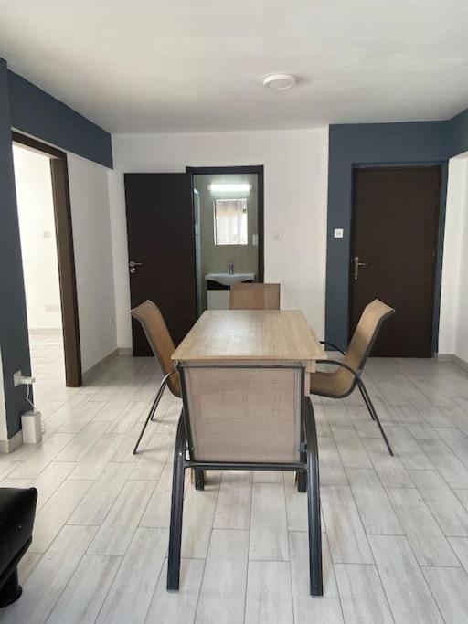 Paradise Homes 16 Apartment *