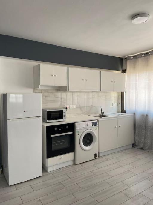 Apartment Paradise Homes 16