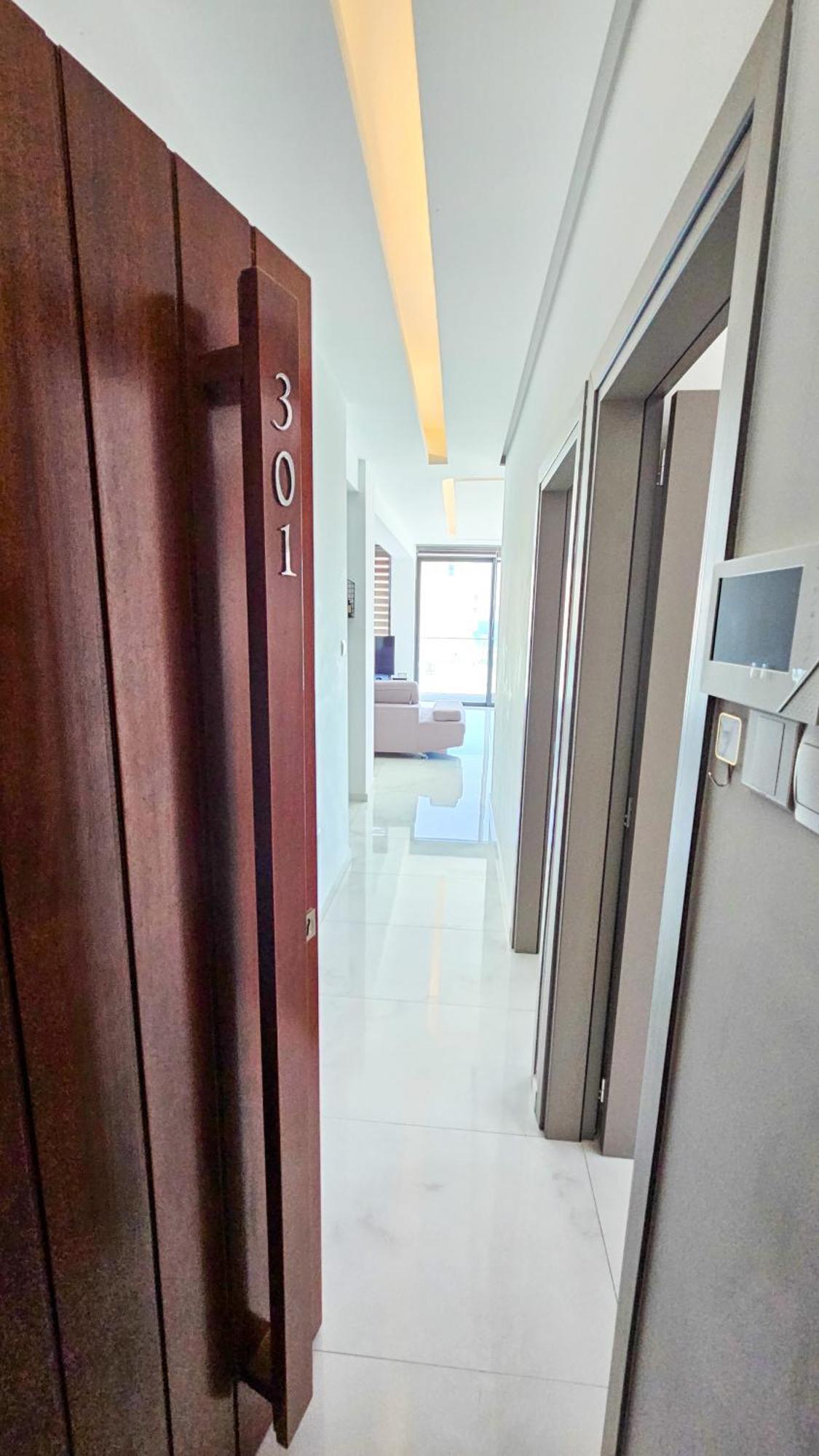Seaview Business Hub Căn hộ Larnaca