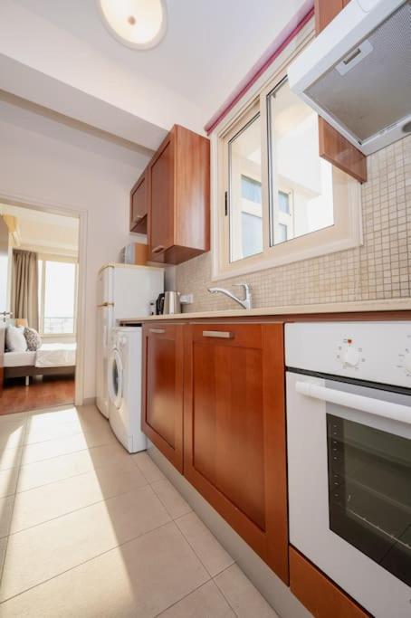 Authentic Cyprus With Rooftop Apartment