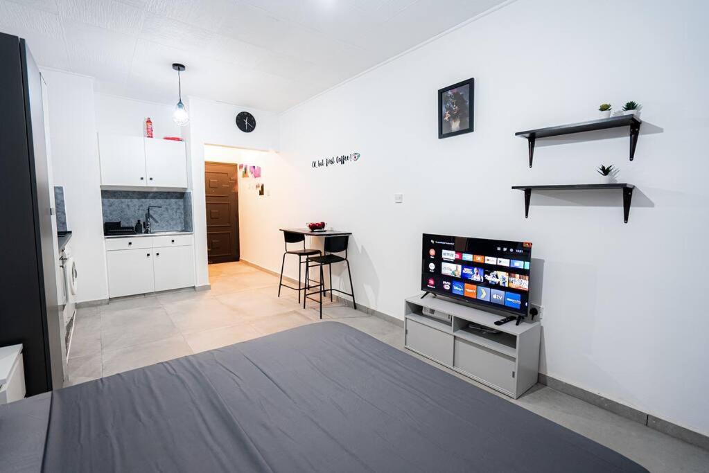 Hubstay - Klea's Apartment Larnaca