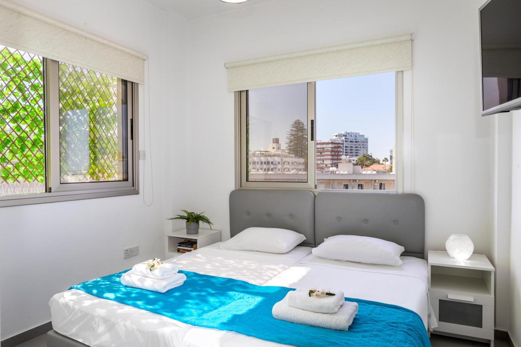 Apartment Airbnsea Centre Side Sea View